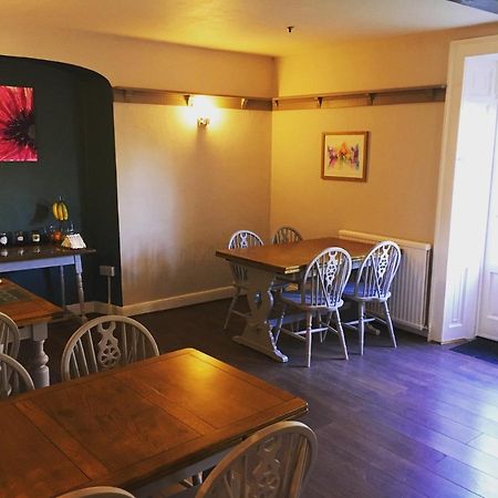 The Greyhound Inn Bedale Ngoại thất bức ảnh