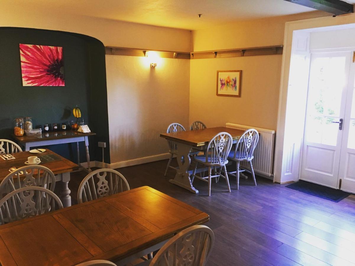 The Greyhound Inn Bedale Ngoại thất bức ảnh