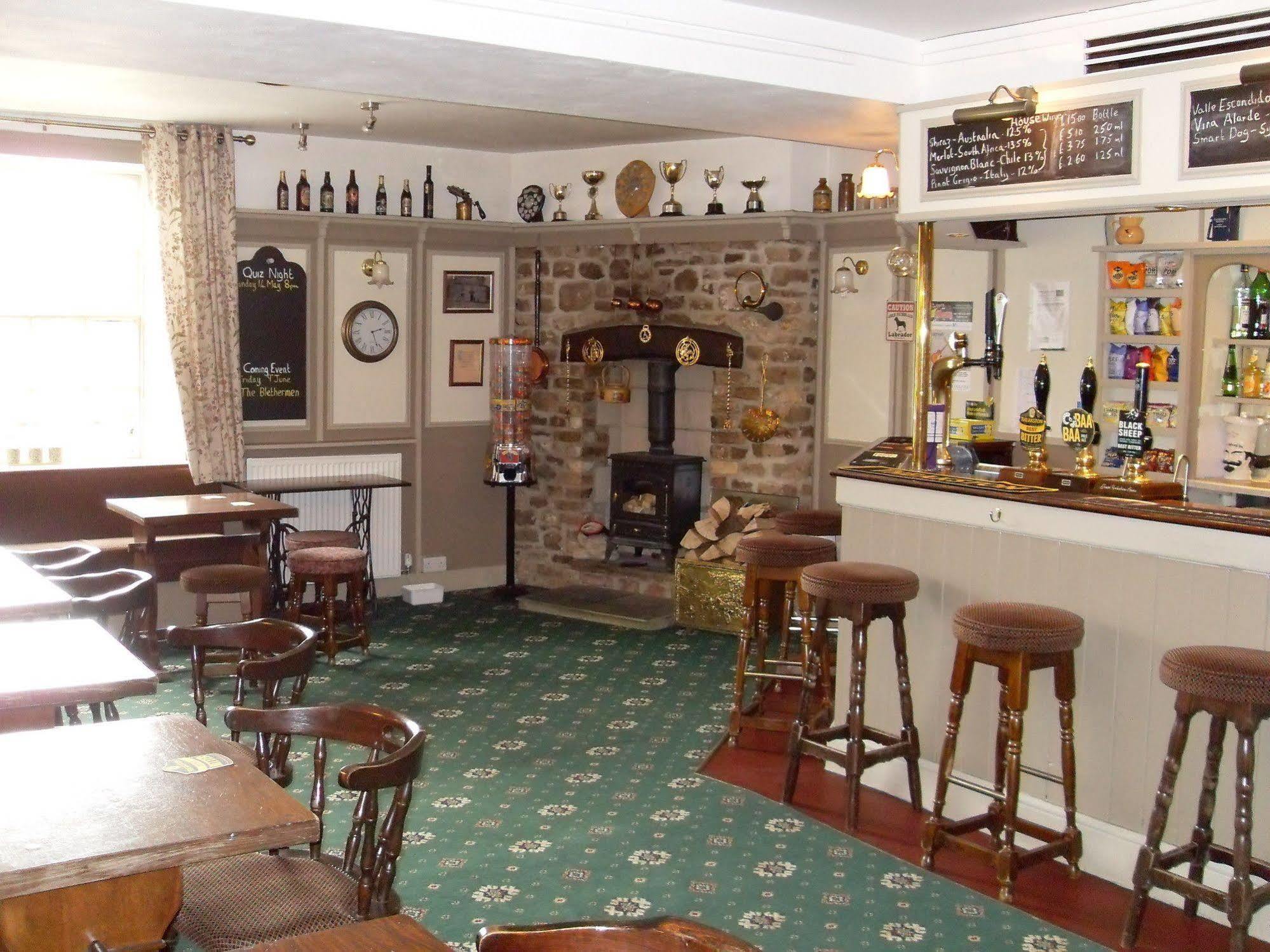 The Greyhound Inn Bedale Ngoại thất bức ảnh