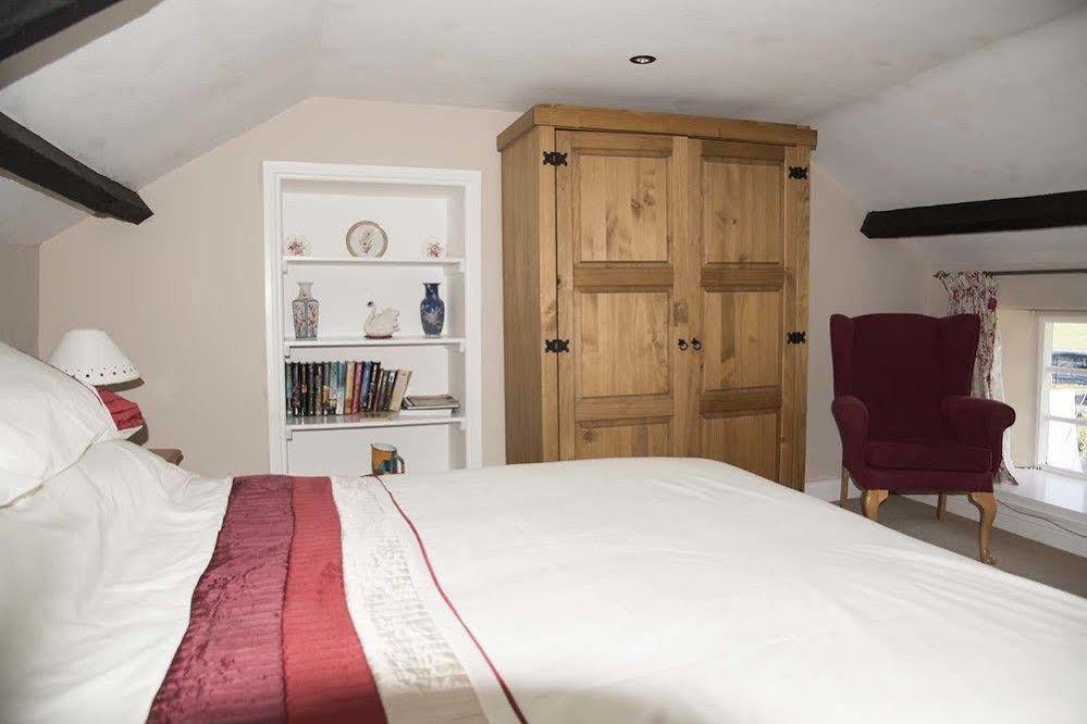 The Greyhound Inn Bedale Ngoại thất bức ảnh