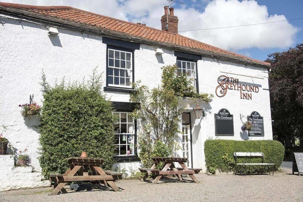 The Greyhound Inn Bedale Ngoại thất bức ảnh